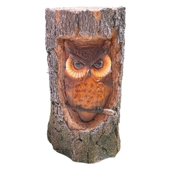 Realistic Owl in a Tree LED Nightlight Cold Cast Resin Art - Picture 1 of 4